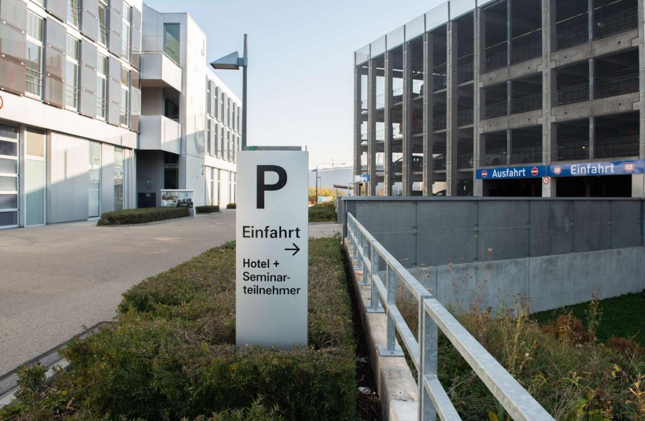 Livenwork Hotel & Coworking Gvz Ingolstadt Bagian luar foto
