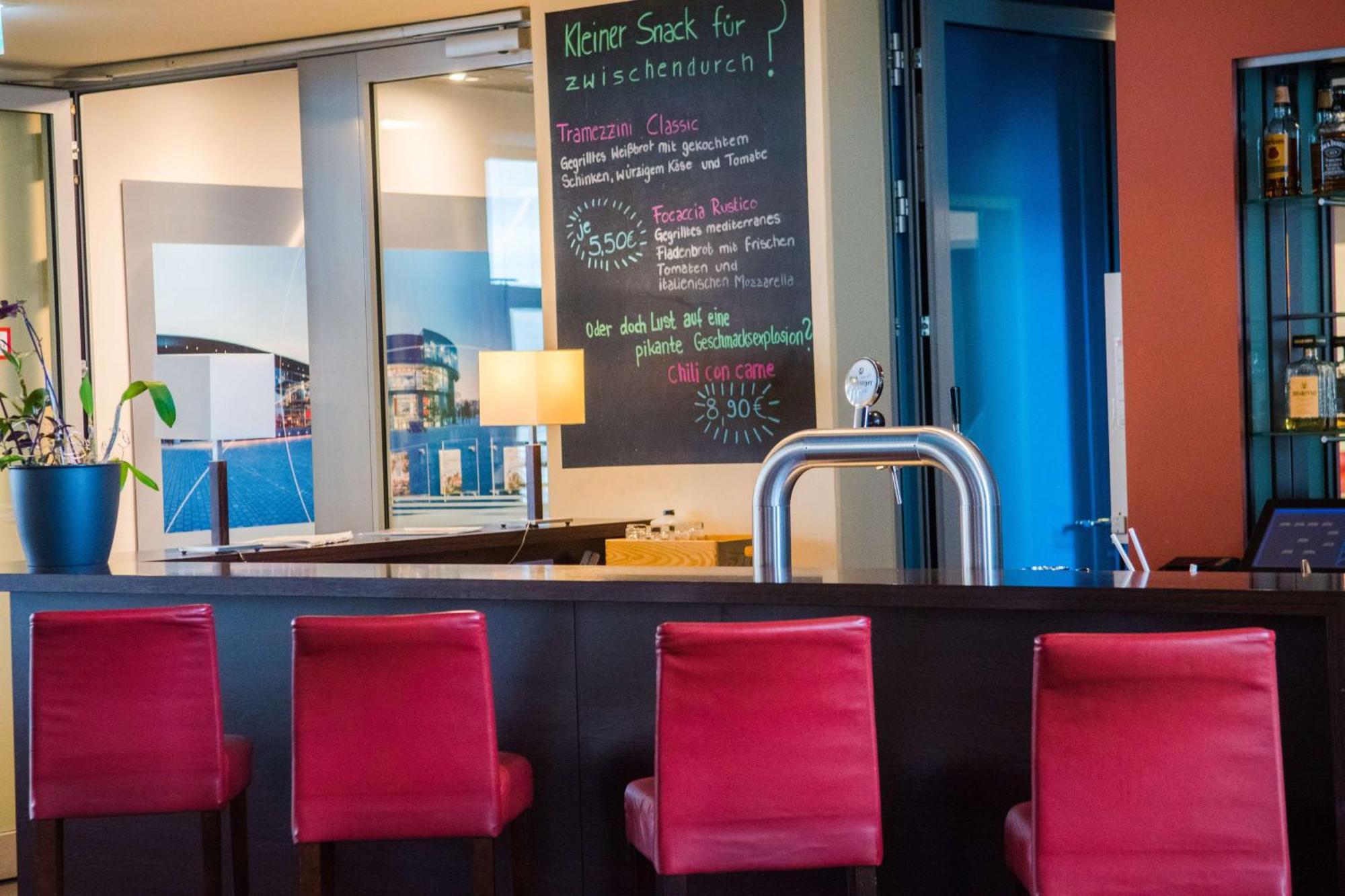 Livenwork Hotel & Coworking Gvz Ingolstadt Bagian luar foto